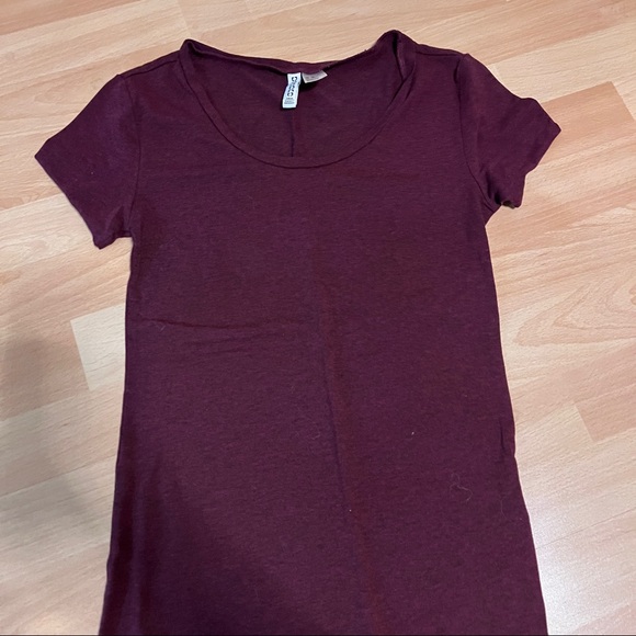 Set of red(crop top/bra top/T-shirt) - Picture 4 of 5